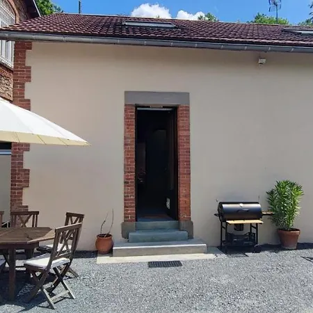 Gite Familial De La Bastide Du Puech Cransac Exterior photo